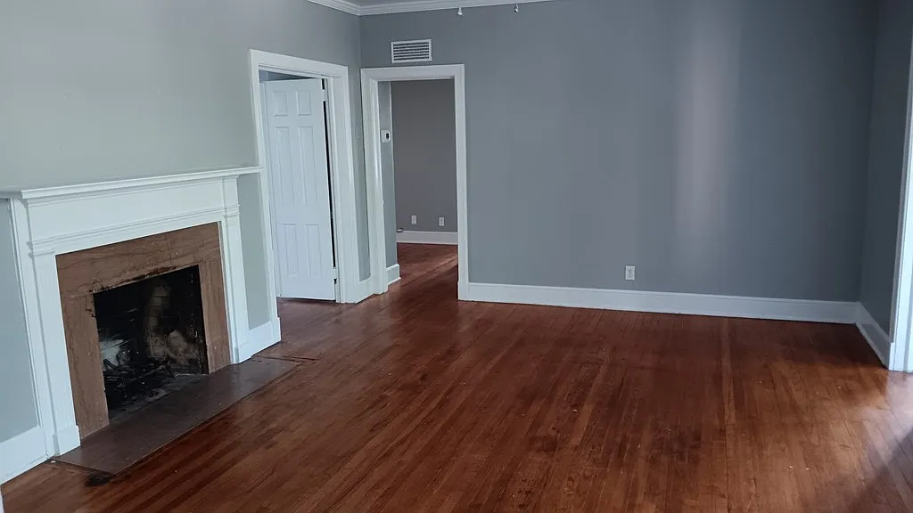2 bed, 1.0 bath, 1300 sqft, $875 — Photo 4