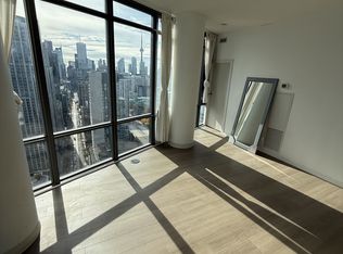 832 Bay St #3608, Toronto, ON M5S 1Z6