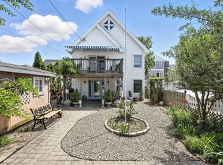 319 E Seaspray Rd, Ocean City, NJ 08226