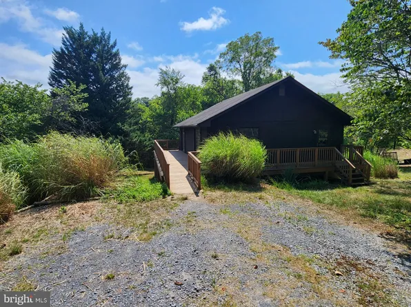 234 Hilltop Loop Rd, Harpers Ferry, WV 25425