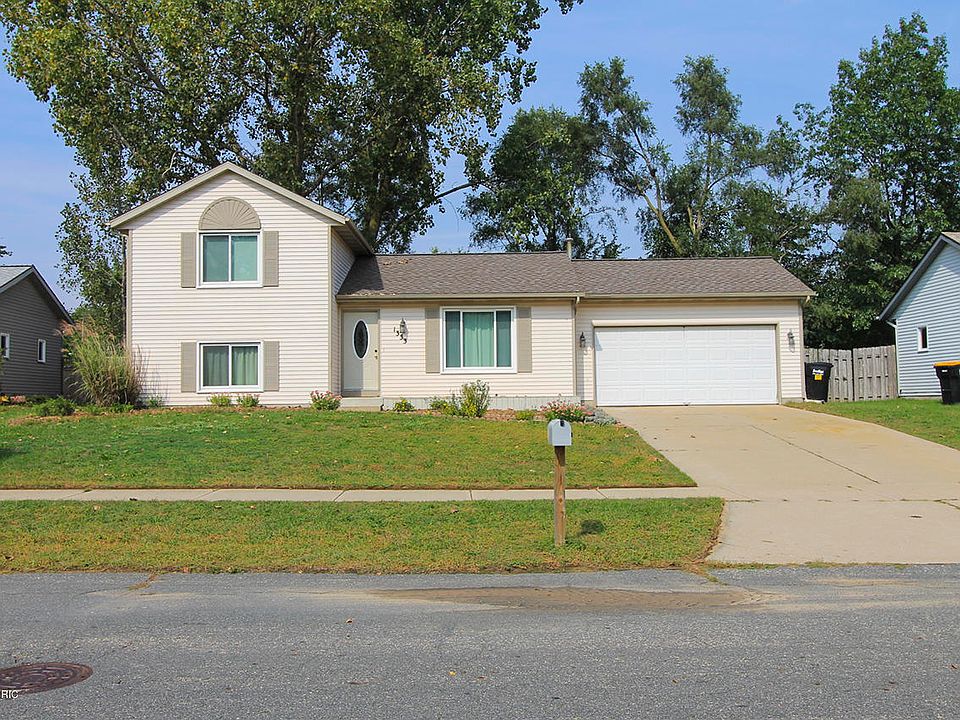 1st image of 1333 Manorwood Dr SE