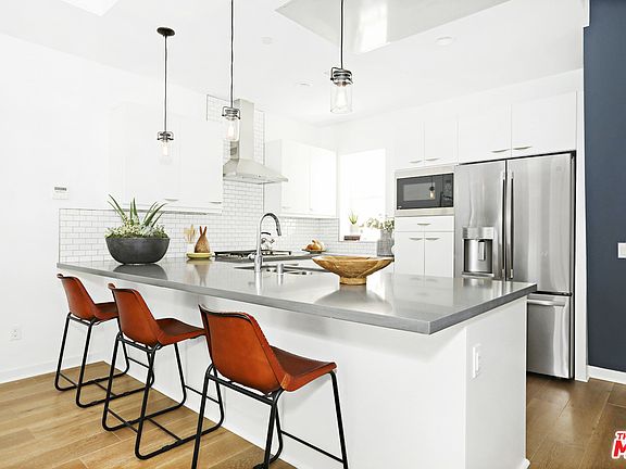3rd image of 5009 Morrison Ct