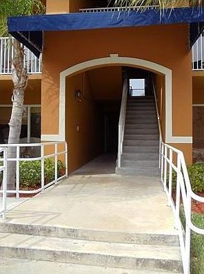4th image of 20930 SW 87th Ave APT 106