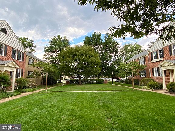 2nd image of 1801 Belle View Blvd APT A1