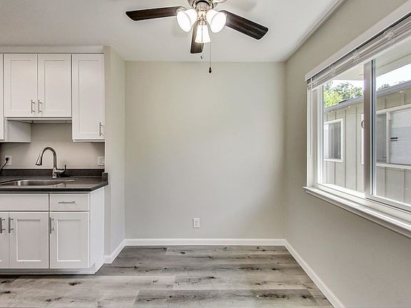 4th image of 319 Poplar Ave #2