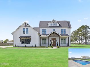 100 Viaulet Rd, Youngsville, LA 70592