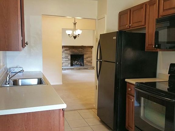 4th image of 6634 Solon Blvd