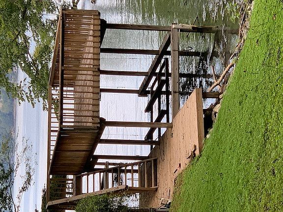 4th image of 408 River Oak Way