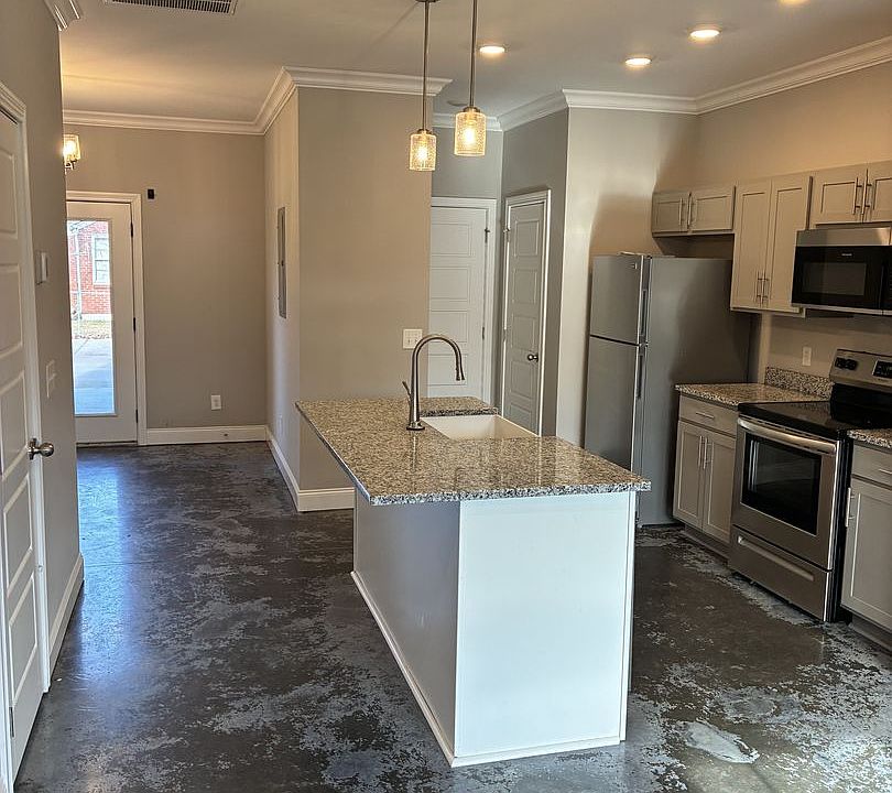 1st image of 1379 Crossland Ave