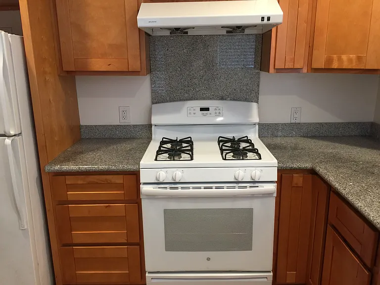 2 Clinton Ct — Photo 7