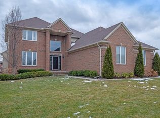 17990 Tatara Dr, Macomb, MI 48042