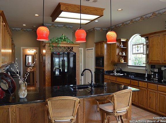 3rd image of 8406 Fairway Point Dr
