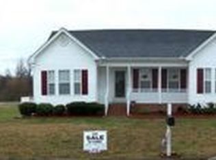 1105 Quail Oaks Cir, Raleigh, NC 27603