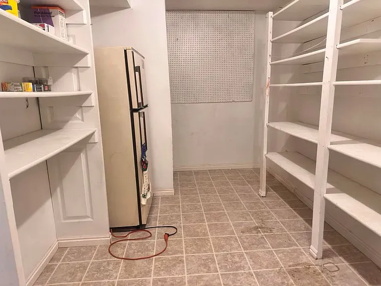 1175 N 950 W — Photo 3