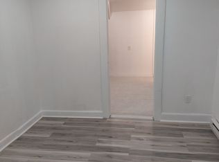537 Park St #3, Bridgeport, CT 06608