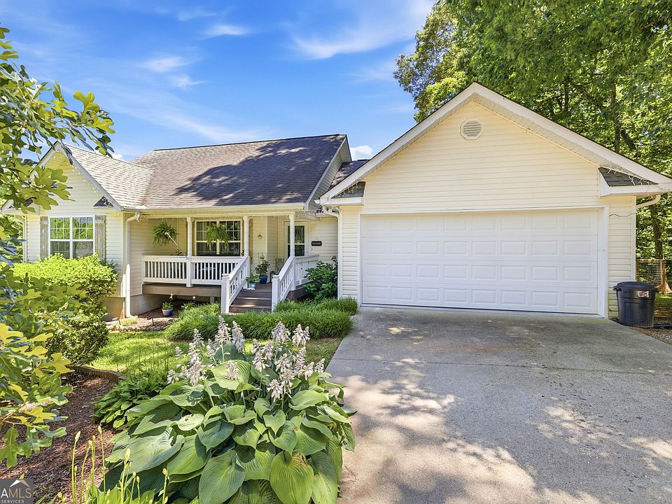 1st image of 121 Windchime Cir