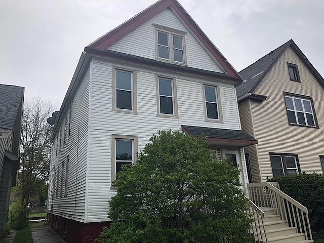1st image of 2825 W Lincoln Ave #27