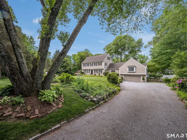 9 Randi Drive, Madison, CT 06443