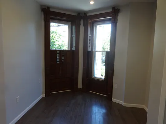 Rented by Blue Egg Realty Corp | media 30