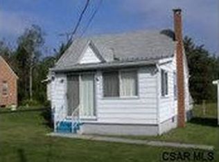 5041 Clear Shade Dr, Windber, PA 15963