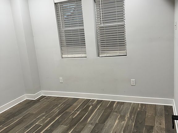 5th image of 811 S 5th St