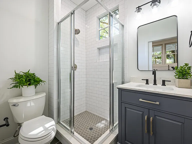 1102 Montreat Ave SW — Photo 14
