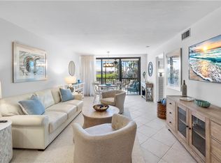 271 Southbay Dr APT 225, Naples, FL 34108