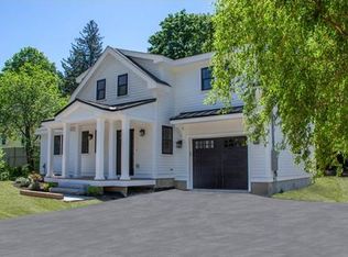 64 Bedford St, Concord, MA 01742