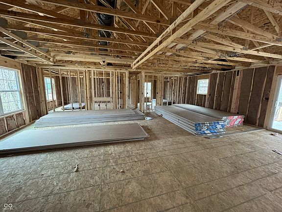 2nd image of 458 Jefferson Valley