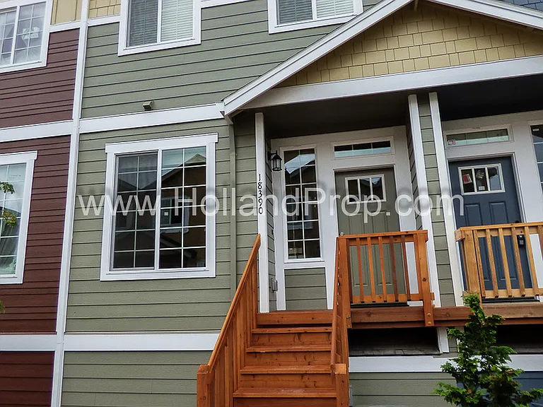 18390 Annamae Ln — Photo 1