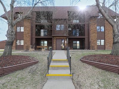 2033 N Washington St APT 5, Bismarck, ND, 58501