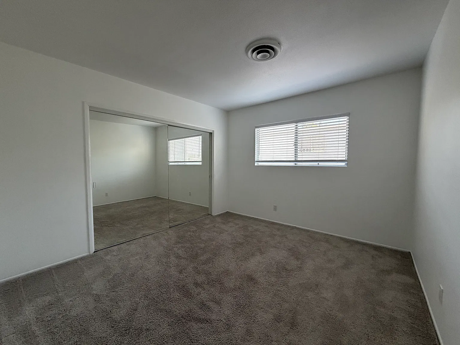 2 bed, 806 sqft, $2,395 — Photo 4