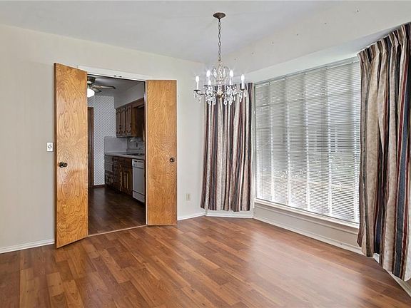 5th image of 2405 Creekcove Dr