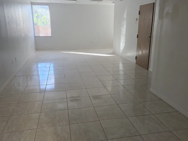 10244 E Colonial Dr #111 — Photo 4
