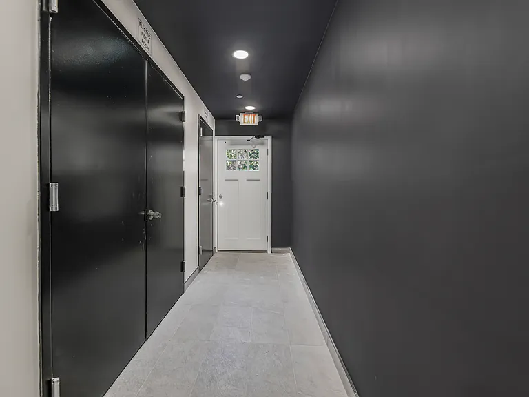 1000 Findlay Ave #Penthouse 2 — Photo 12