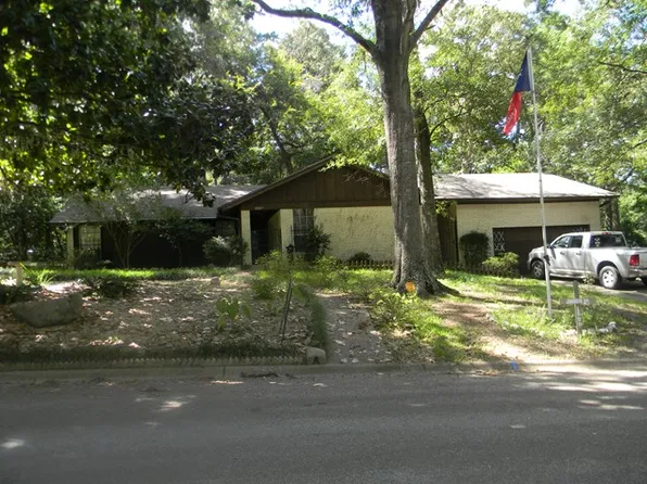 2027 Creekview Bnd, Nacogdoches, TX 75965