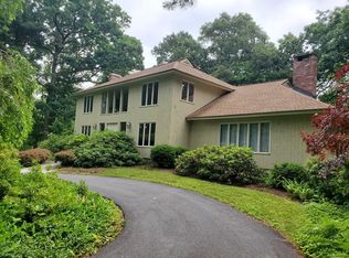 33 Laxfield Rd, Weston, MA 02493