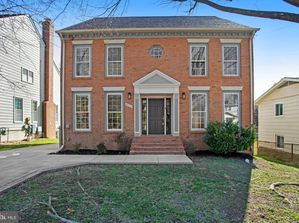 4624 7th St S, Arlington, VA 22204