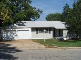 1713 Neihardt Ave, Branson, MO 65616