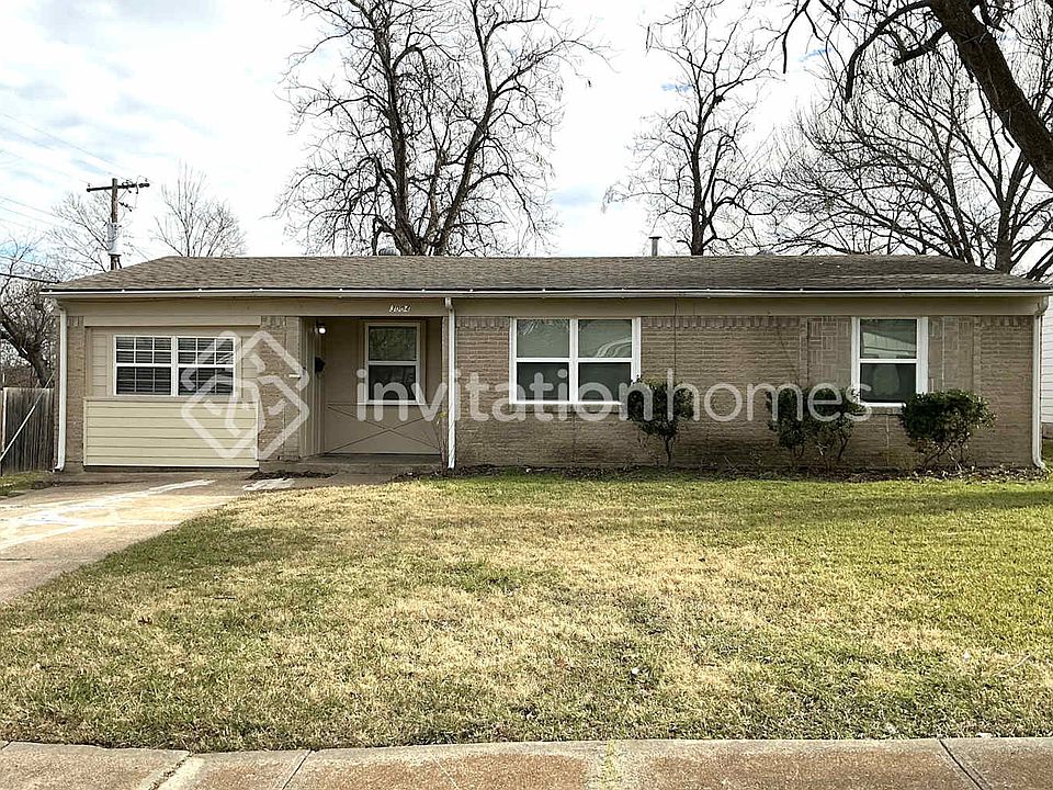1st image of 3004 Albany Dr