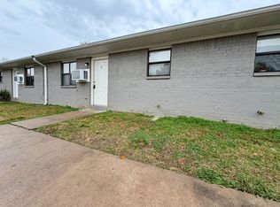 102 NW K St APT C, Bentonville, AR 72712