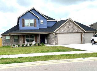 770 Spicewood Trl, Centerton, AR 72719