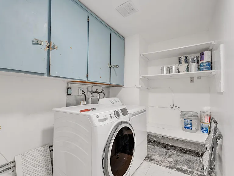2725 Loyola Dr — Photo 14