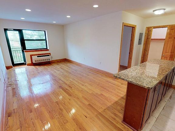 5th image of 13523 82nd Ave APT 4B