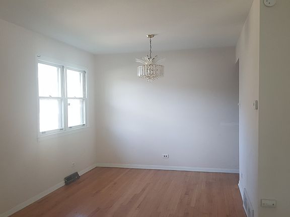 4th image of 1330 Prince Dr