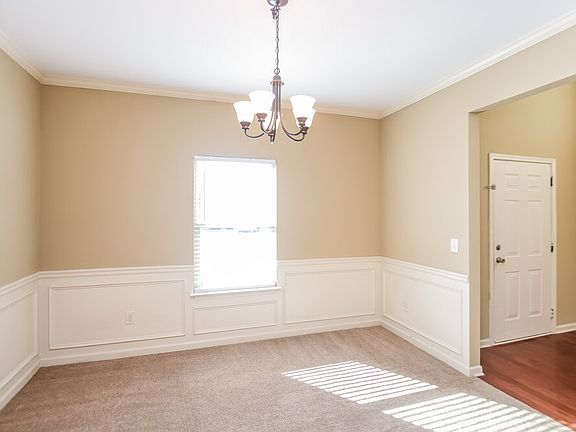 5th image of 58 Hamilton Blvd NW
