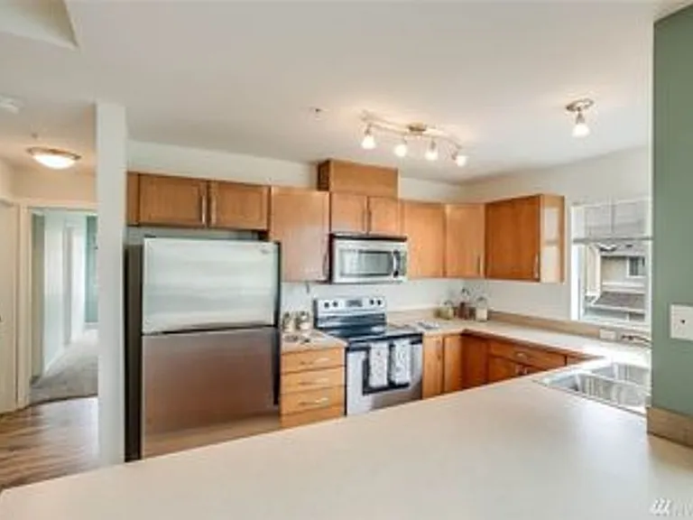 4050 S 212th Ct #D — Photo 5