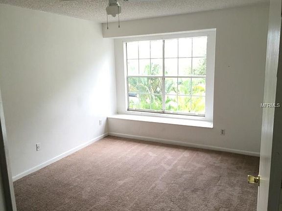 3rd image of 11117 Alderly Commons Ct Orlando