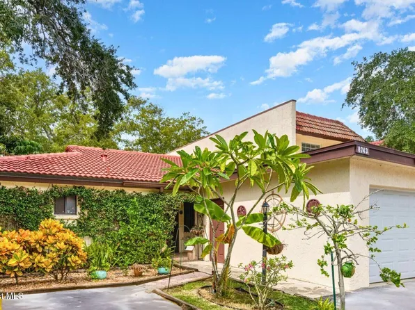 8743 Seagrape Ct, Cape Canaveral, FL 32920