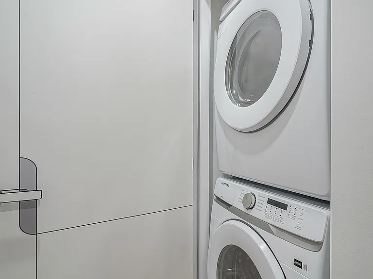 4432 Wingate St #302 — Photo 5